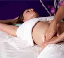 Терапевтска масажа на стомакот со запек