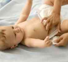 Менување на пелени, како да се промени пелени новороденче