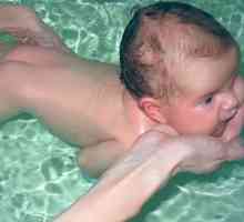 Пливање бања за доенчиња. Пливање доенчиња.