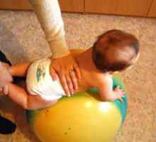 Полнење на топката за децата. Остварување на топката за доенчиња. Fitball за доенчиња корисни и…