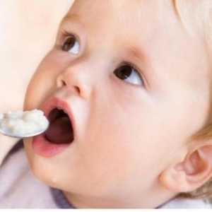 Додавање на исхрана на животински и растителни масти на детето
