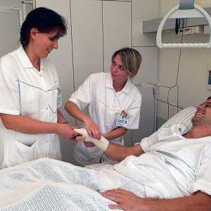 Третман во Австрија во Градската болница во Feldkirch