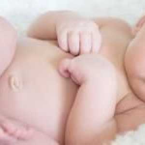 Пелени за бебиња со намалување за папокот. Пелени за новороденчиња. Како да изберете квалитетот на…